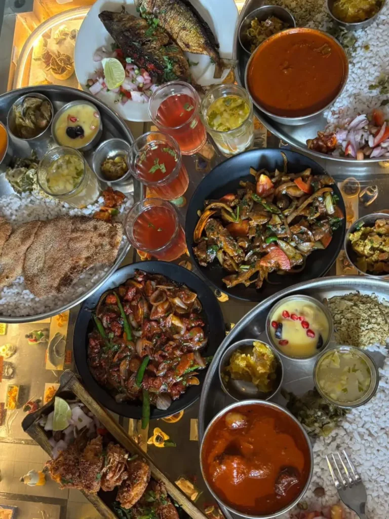 Bombil Restaurant Dining