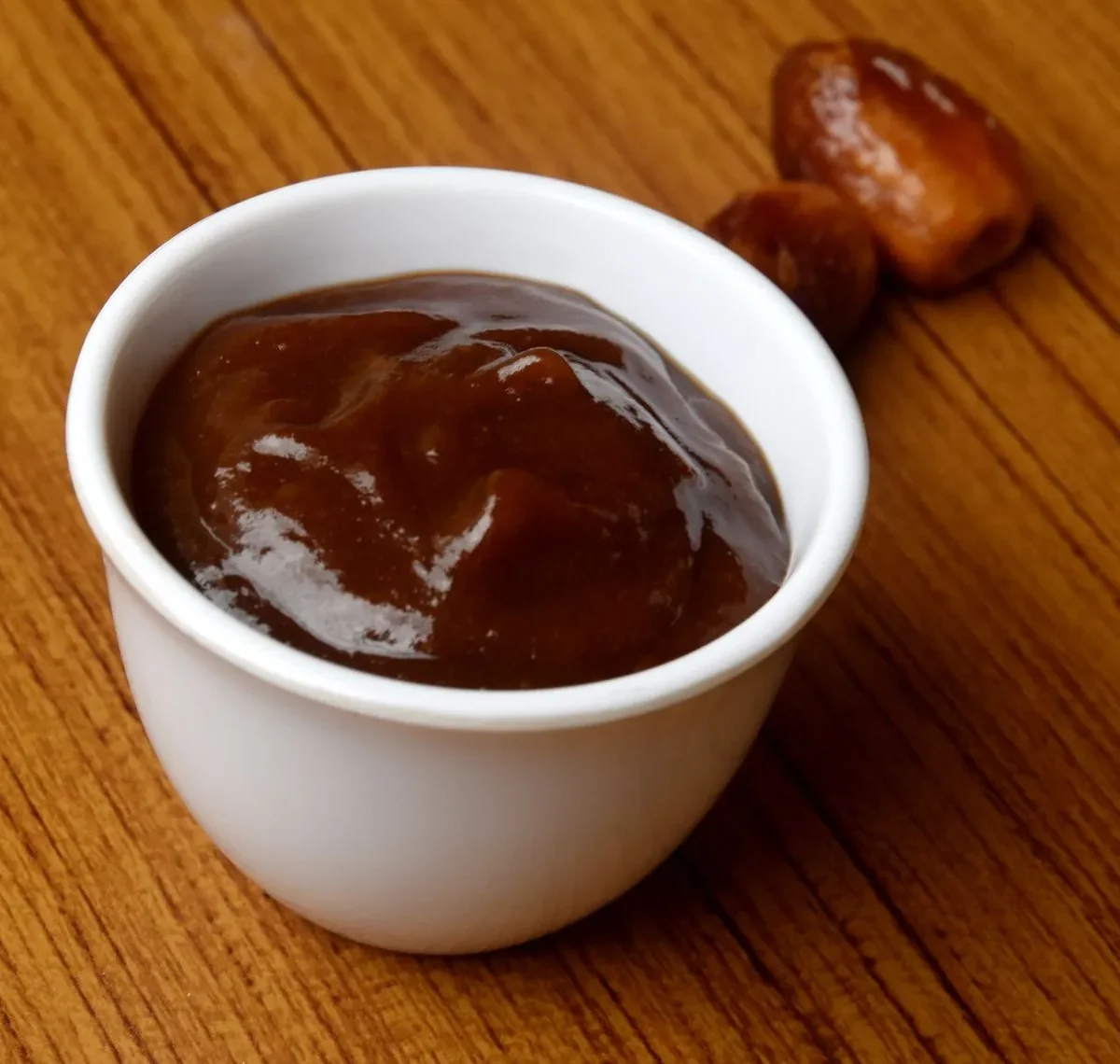 Tamarind-Date Chutney